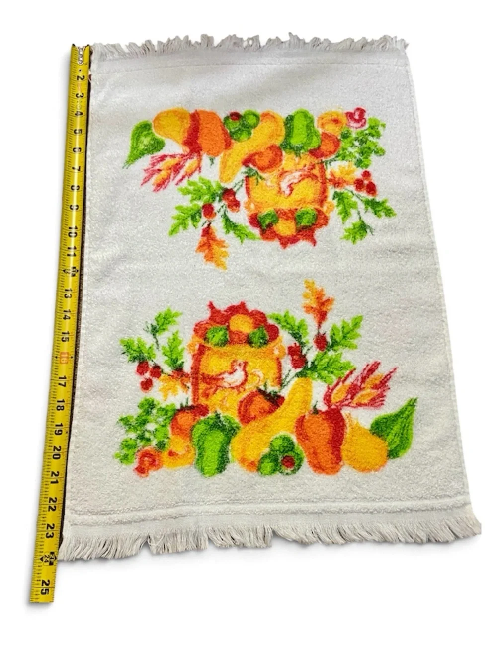 Set of 2 Vintage Kitchen Towels with Vegetable Designs